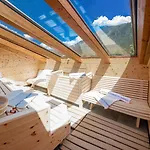 - Premium Mountain&garden 4* 메이른호픈