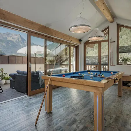 - Premium Mountain&garden 4* Майргофен