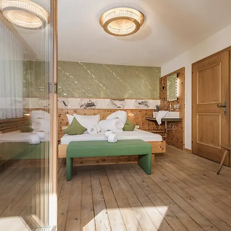 Aparthotel - Premium Mountain&garden Mayrhofen