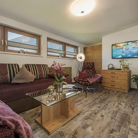 - Premium Mountain&garden 4* Mayrhofen