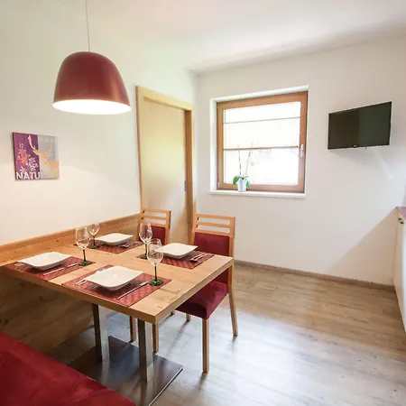 - Premium Mountain&garden