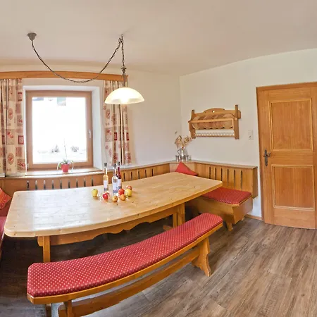 - Premium Mountain&garden 4* Майргофен