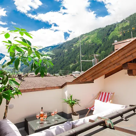 - Premium Mountain&garden Aparthotel Mayrhofen