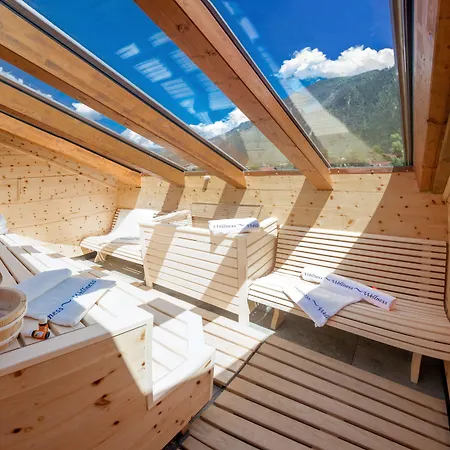 - Premium Mountain&garden 4* Майргофен