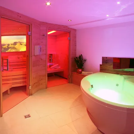 - Premium Mountain&garden Aparthotel Mayrhofen