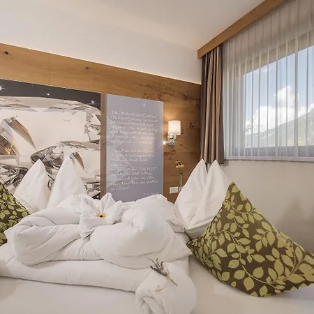 - Premium Mountain&garden 4* Mayrhofen