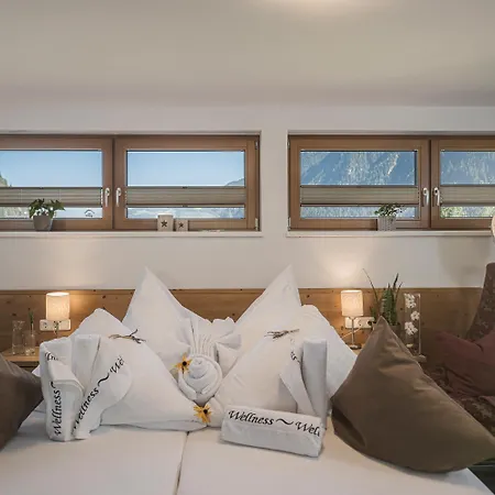 - Premium Mountain&garden 4* Mayrhofen