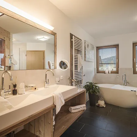 - Premium Mountain&garden