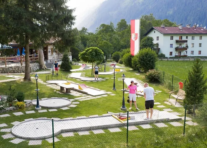 - Premium Mountain&garden 4* Mayrhofen