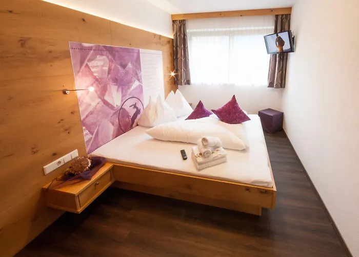 - Premium Mountain&garden Apart-hotel Mayrhofen