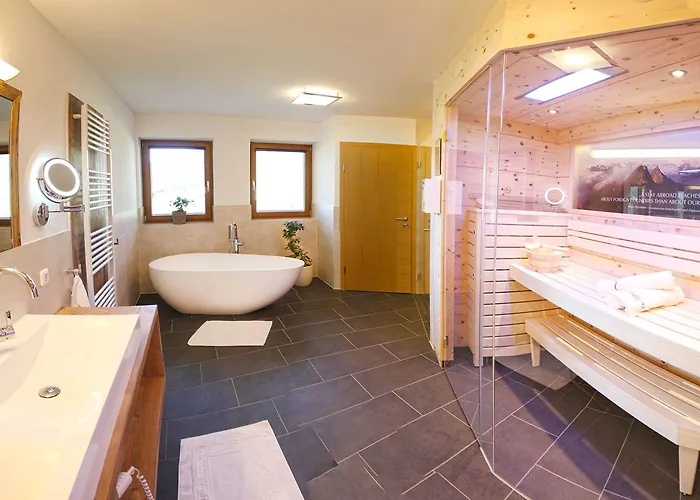 - Premium Mountain&garden Apartahotel Mayrhofen