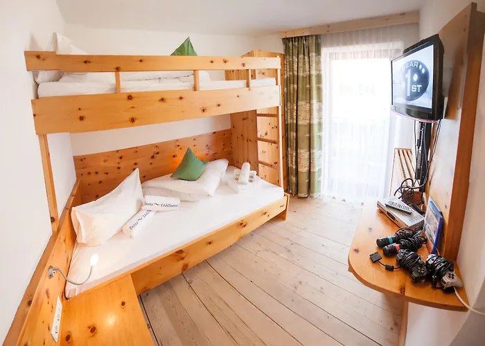 - Premium Mountain&garden 4* Mayrhofen