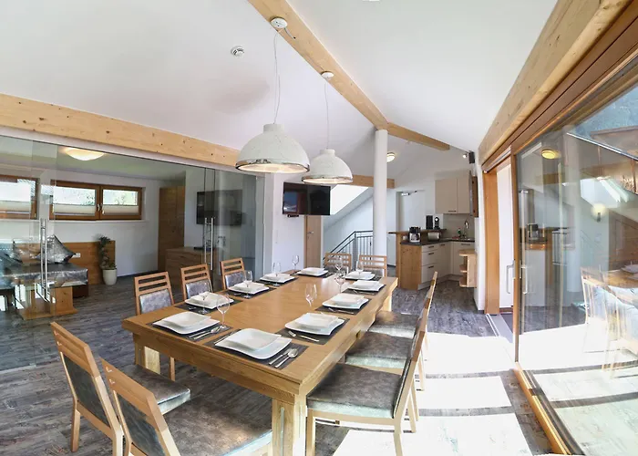 - Premium Mountain&garden 4* Mayrhofen