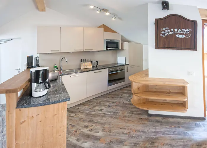 - Premium Mountain&garden