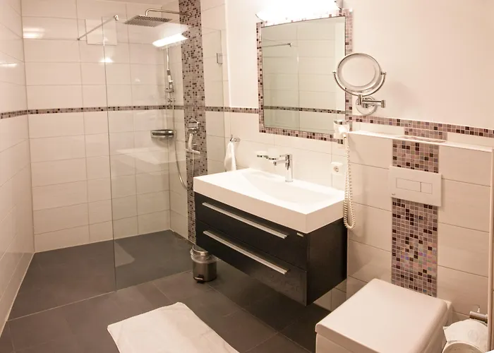 - Premium Mountain&garden 4* Mayrhofen