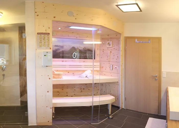 - Premium Mountain&garden