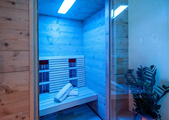 - Premium Mountain&garden Apart-hotel 4*