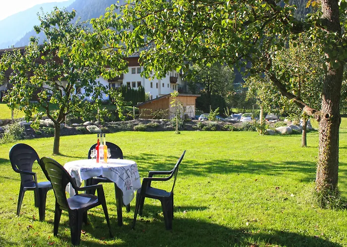 - Premium Mountain&garden Apartahotel Mayrhofen