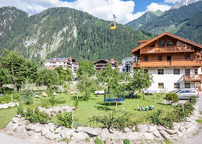 - Premium Mountain&garden Apart-hotel Mayrhofen