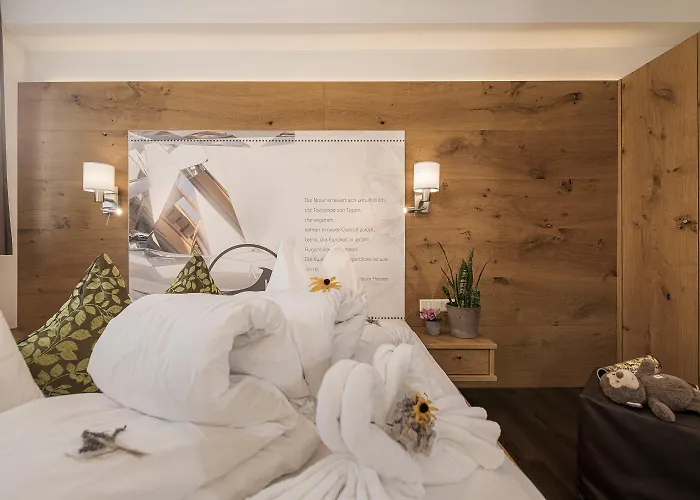 - Premium Mountain&garden Apartahotel 4*