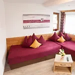 Aparthotel Apart Central